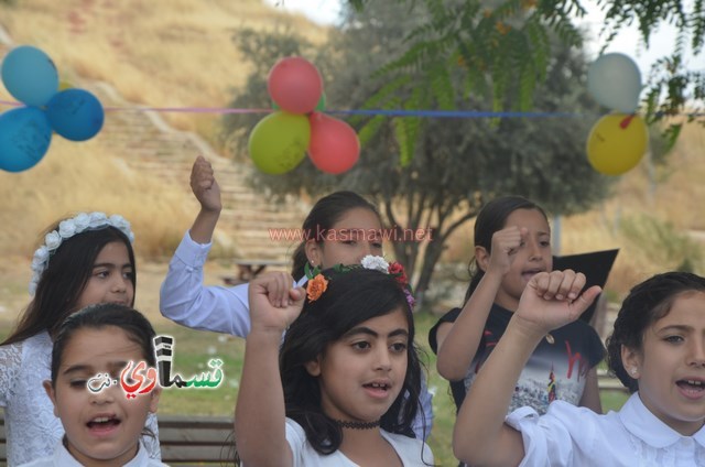 كفرقاسم- فيديو: الرئيس عادل بدير  الأوائل الدينية النواة الاولى لشيخنا المرحوم المؤسس وصرح تعليمي نفتخر به وتخريج فوج اخر في كرنفال ابداعي جمع الطلاب والأهالي